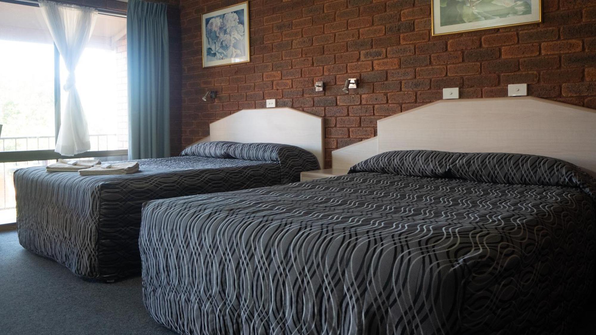Yambil Inn Griffith Ngoại thất bức ảnh